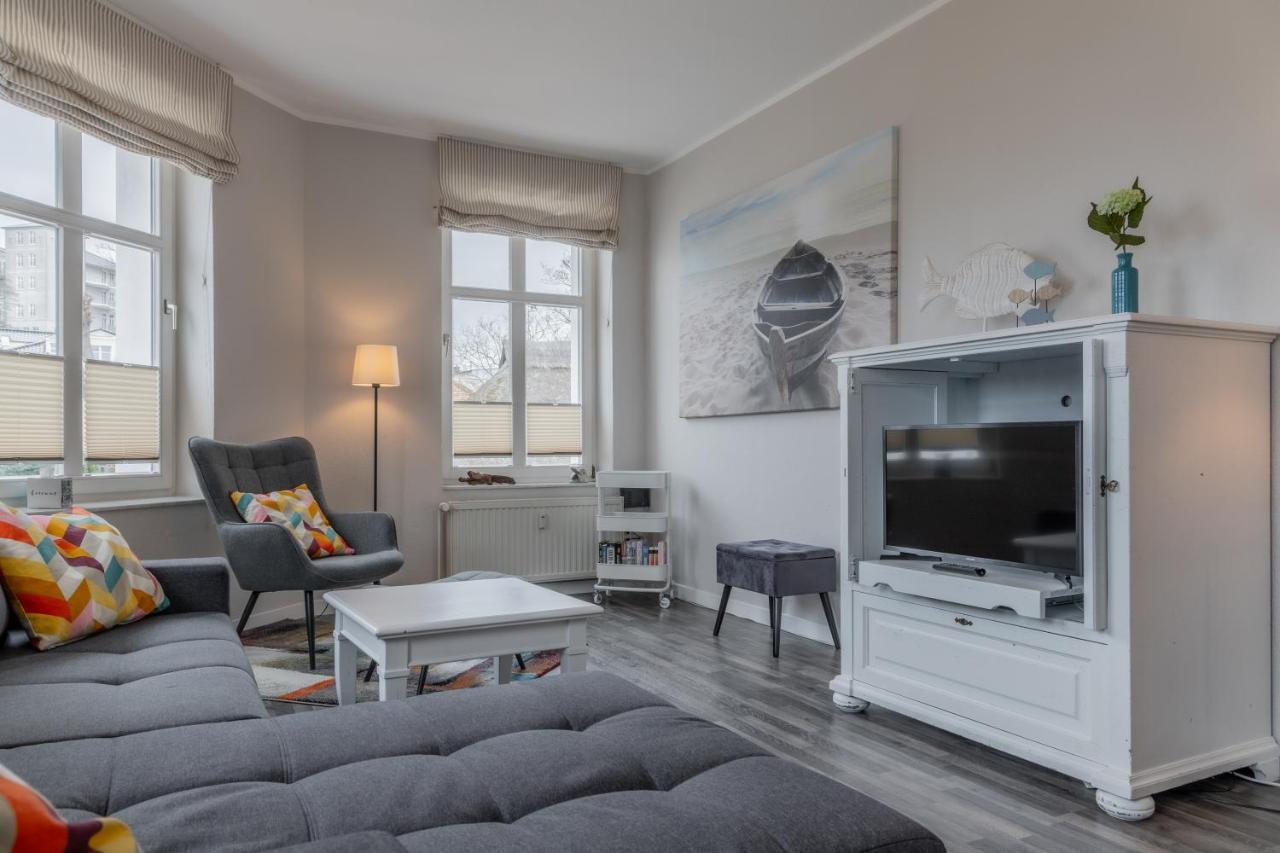 Strandnahe 2-Raum-Ferienwohnung Im Zentrum - Residenz Strandeck Fewo 02 Гёрен Экстерьер фото